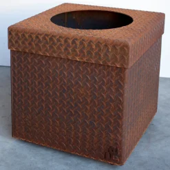 Marco Gaviraghi Calloni 83 Portavaso in ferro><noscript><img width=