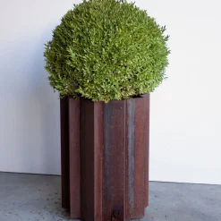 Marco Gaviraghi Calloni 23 Portavaso in ferro><noscript><img width=