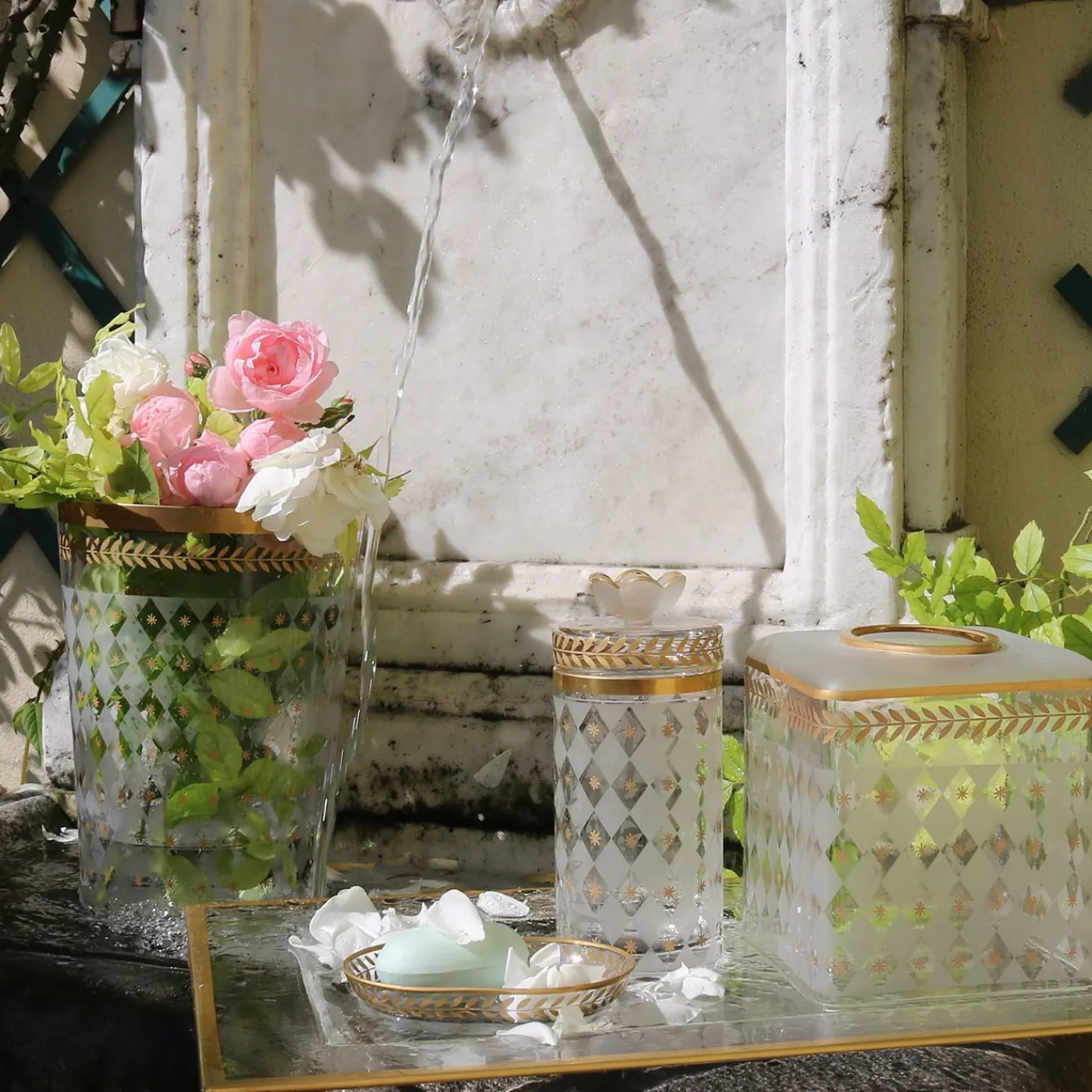 Griffe Montenapoleone by Vetrerie di Empoli Alloro Dettagli oro Foglia Copri fazzoletti di vetro> Arredo Bagno