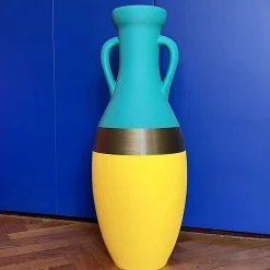 Pop Pot Anfora Giulio Cesare XXL in bronzo giallo e blu chiaro> Anfore