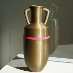 Pop Pot Anfora Ottaviano XL in bronzo e fucsia><noscript><img width=