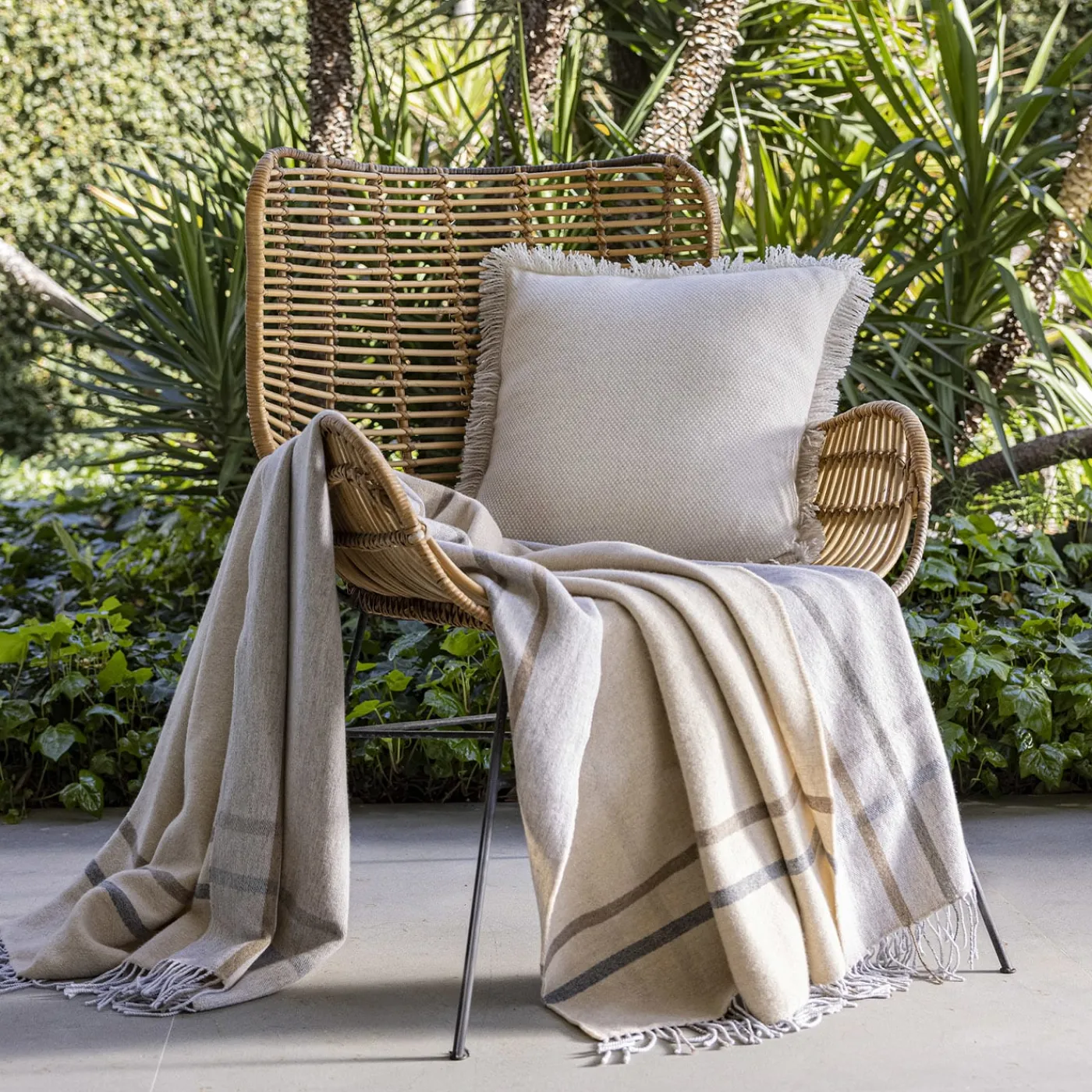 Alonpi Bauvin Coperta policroma piccola> Coperte