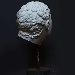 Galleria Romanelli Busto di Gladiatore Borghese su piedistallo><noscript><img width=