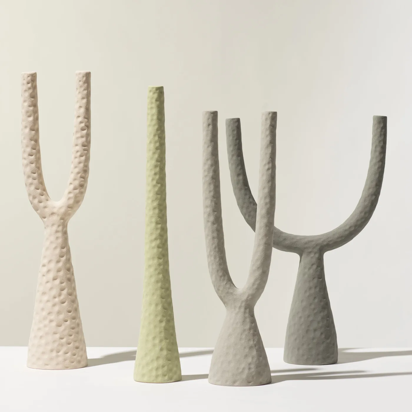 Ceramica Gatti 1928 Candelabro Alpha in ceramica neve opaco> Candelieri E Portacandele