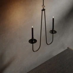 Renzo Serafini Candelabro da soffitto Penombra a doppio braccio in ottone scuro><noscript><img width=