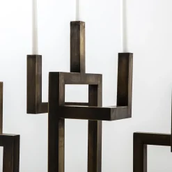Francesco Della Femina Candelabro in ottone azteco><noscript><img width=