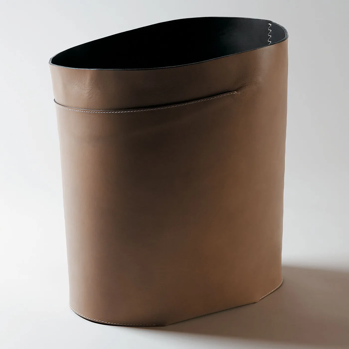 Oscar Maschera Cestino grande Basic Robin di Claude Bouchard> Ceste