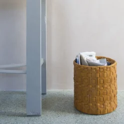 Oscar Maschera Cestino intrecciato cilindrico ocra di><noscript><img width=