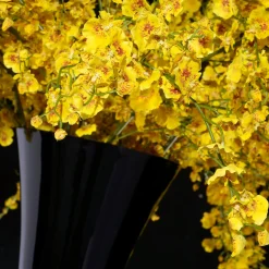 VGnewtrend Composizione floreale gialla Sayonara con vaso nero> Vasi Da Fiori