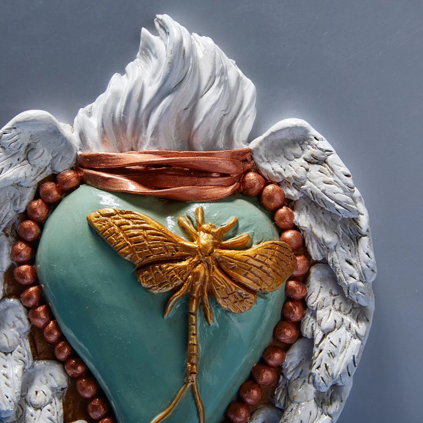 Cuore di Argilla CUORE IN CERAMICA ORO E VERDE EFFETTO EPHEMERUS> Sculture Da Parete