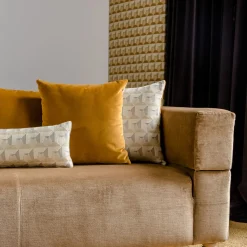 l'Opificio Cuscino Carrè bianco in tessuto jacquard geometrico><noscript><img width=