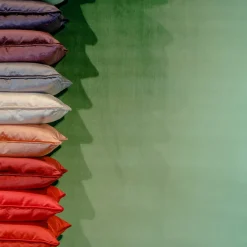 l'Opificio Cuscino Carrè in Velluto di Seta Rosso><noscript><img width=