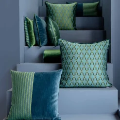 l'Opificio Cuscino Carrè verde in tessuto jacquard a righe><noscript><img width=