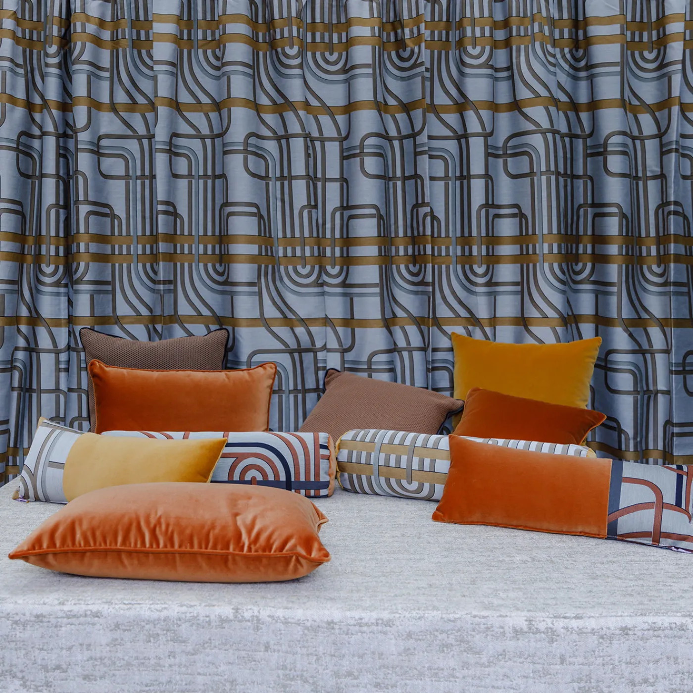 l'Opificio Cuscino in velluto giallo Les Intrigues con fascia rettangolare> Cuscini