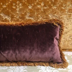 Tessitura Bevilacqua Cuscino in velluto tartaruga fatto a mano con rifiniture in marabù><noscript><img width=