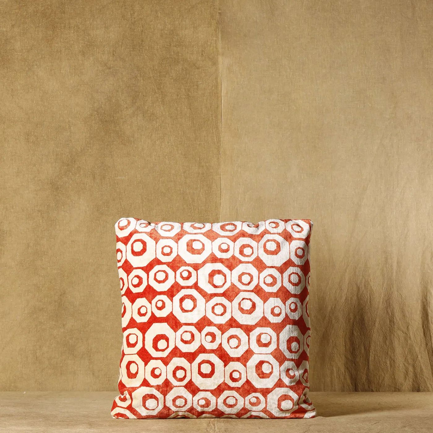 The House of Lyria Cuscino quadrato Loto> Cuscini