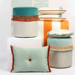 l'Opificio Cuscino Rotondo Bianco in Edizione Limitata POPHUG di Pistacchio&Caffé><noscript><img width=