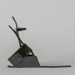 Mutina El Lobo Nero Oggetto Decorativo di Patricia Urquiola><noscript><img width=