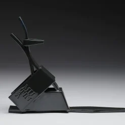 Mutina El Lobo Nero Oggetto Decorativo di Patricia Urquiola><noscript><img width=