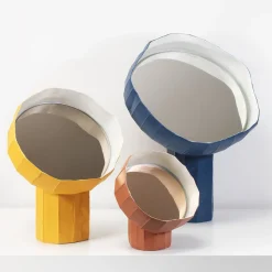 Giovanni Botticelli Girasole 30 Specchio da tavolo giallo di Paronetto e Botticelli><noscript><img width=