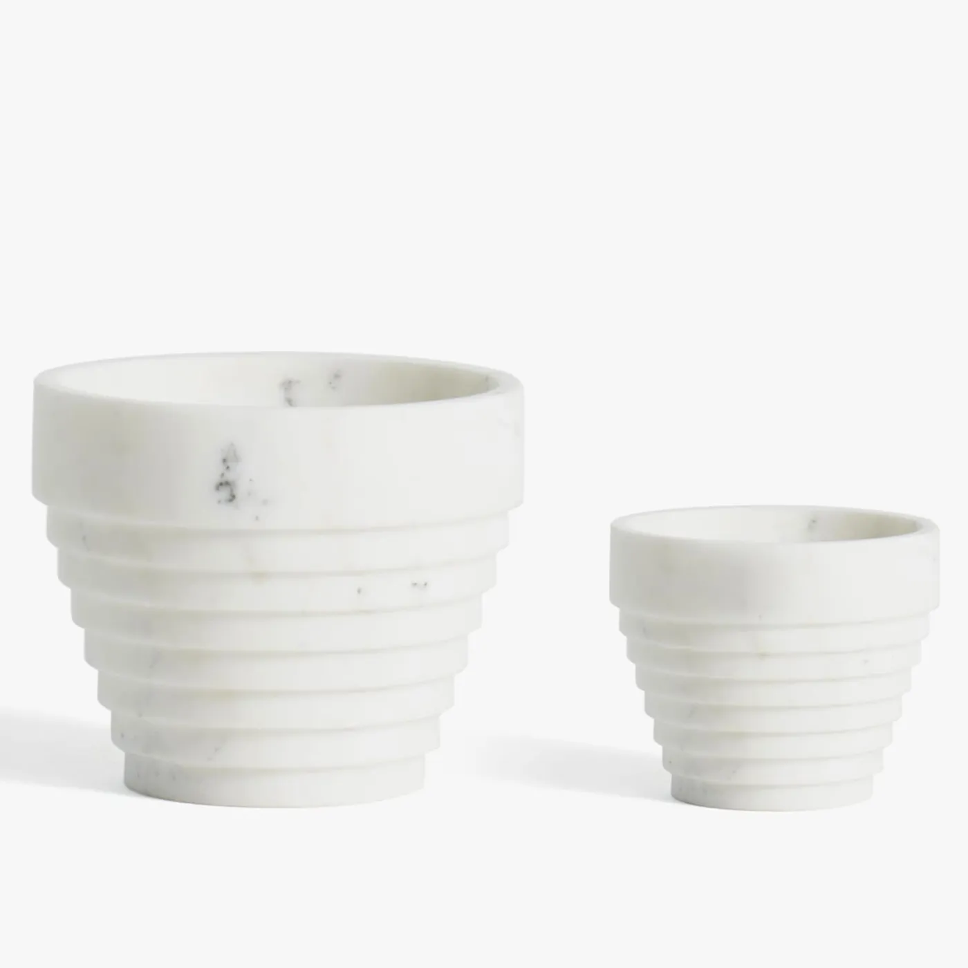 MMairo Guggenheim Piccolo vaso bianco Michelangelo di Michele Chiossi> Vasi Da Fiori