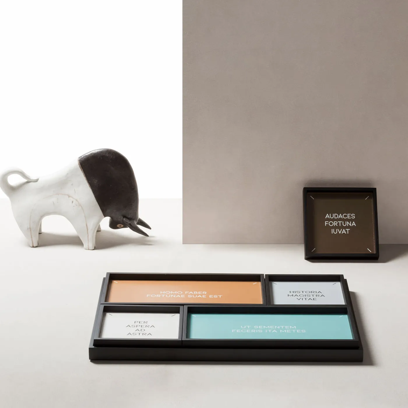 Giobagnara Heritage Valet Piccolo Quadrato Vide Poche N. 12> Svuotatasche