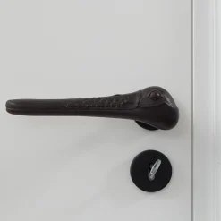 NIVA Design Maniglia Libeccio Wengé di Nicole Valenti> Maniglie