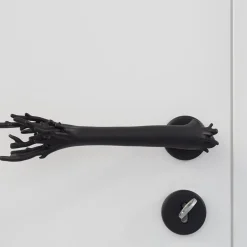 NIVA Design Maniglia nera Corallo di Nicole Valenti> Maniglie