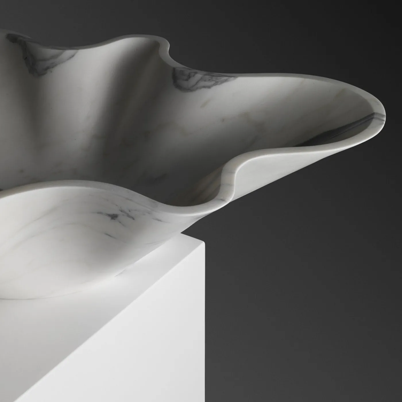 Kreoo Nabhi Collection Lavabo Bowl N.1 in Calacatta Carrara> Lavabi E Vasche Da Bagno