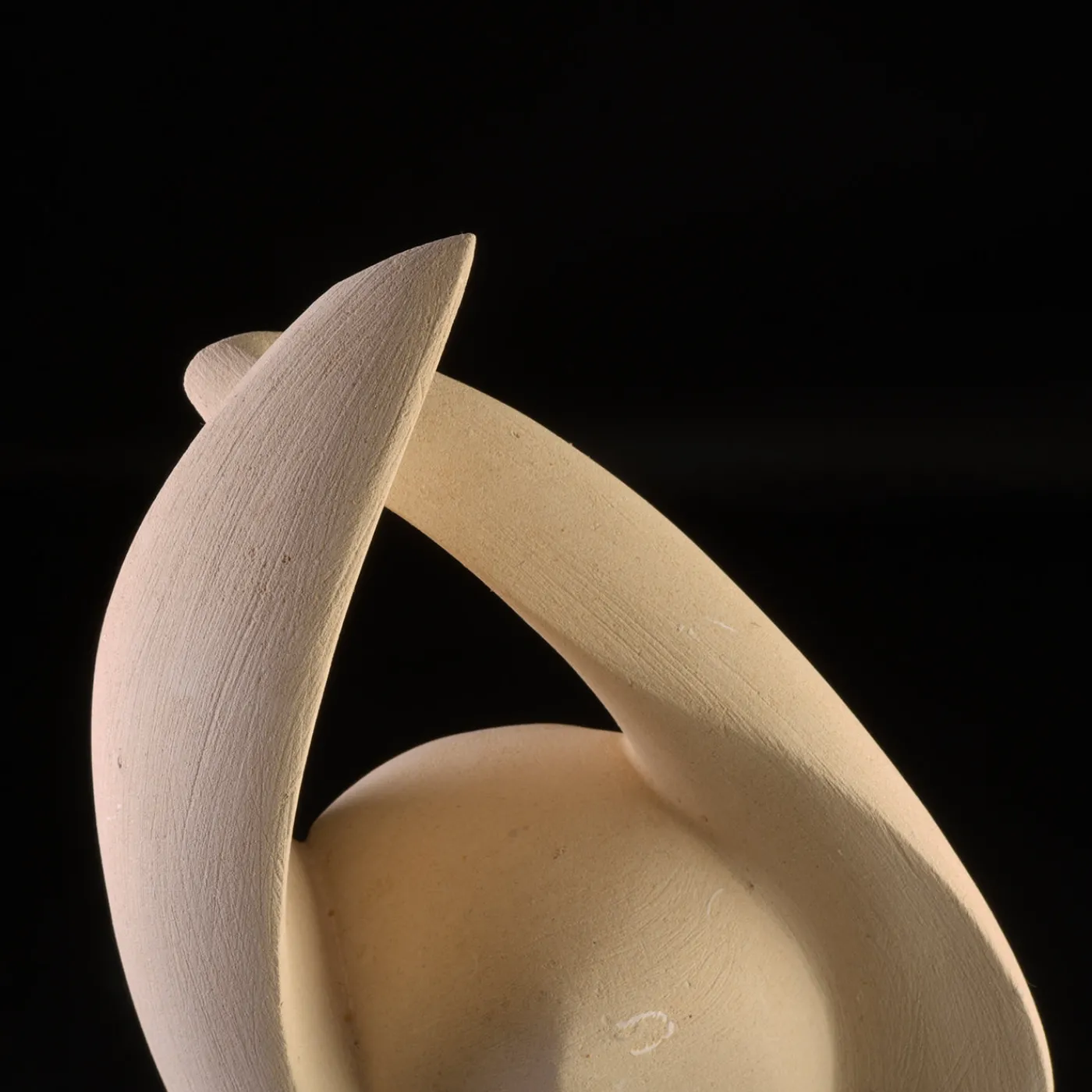 Creazioni di Andrea Serra Oltre le Maree scultura in pietra leccese> Sculture Decorative