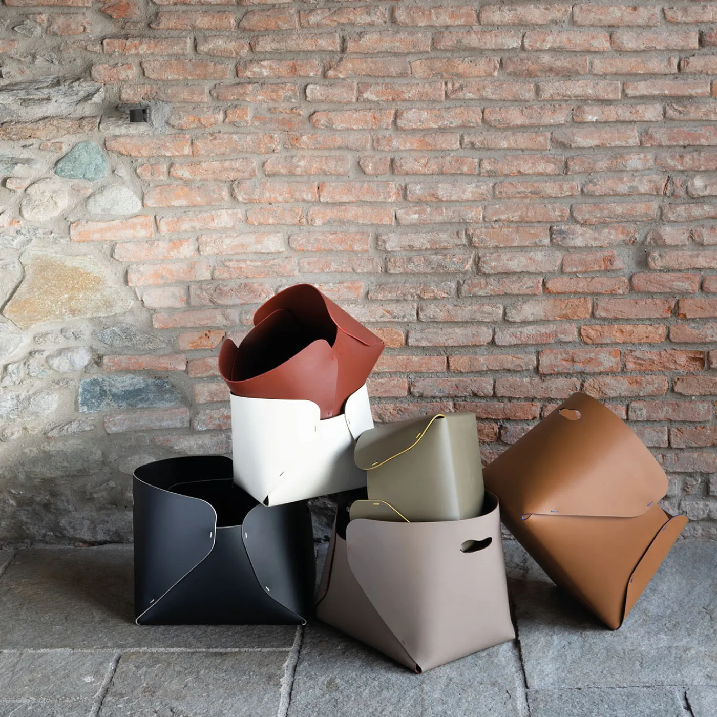 StudioNudo Overlaps Cesta regular in cuoio nera> Ceste