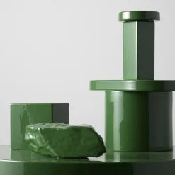 Mutina Paesaggi Scultura Rotonda verde di Nathalie Du Pasquier><noscript><img width=