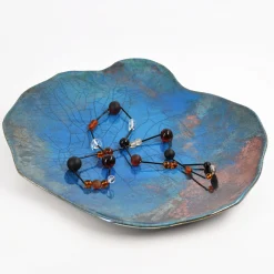 Design Center 1991 Piatto Decorativo Nuvola Turchese in Ceramica di Nino Basso><noscript><img width=