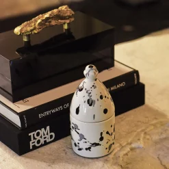 Carola fra i Trulli Portacandele Trullo bianco e nero><noscript><img width=