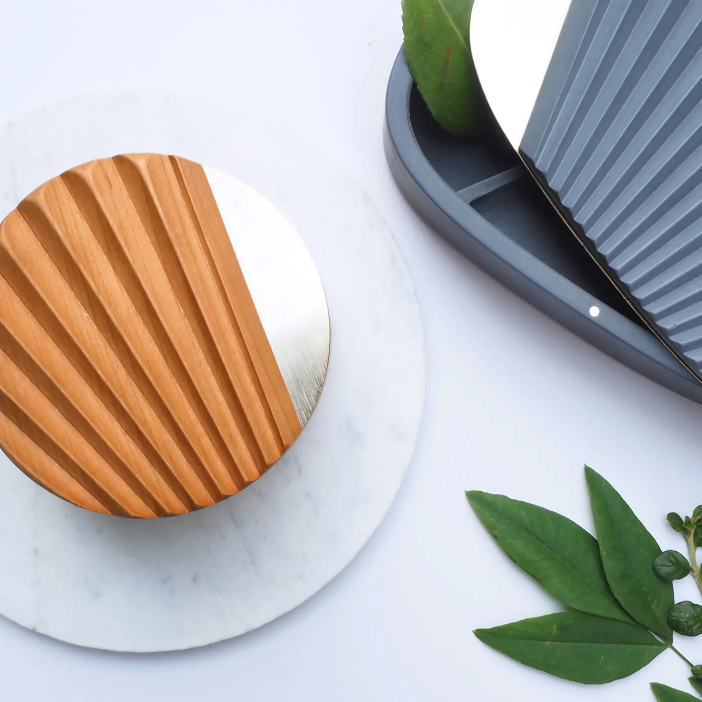 Portego Portagioie Mini Portrait in legno di ciliegio> Portagioie