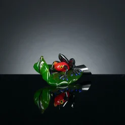 VGnewtrend Rana rossa in vetro su foglia><noscript><img width=