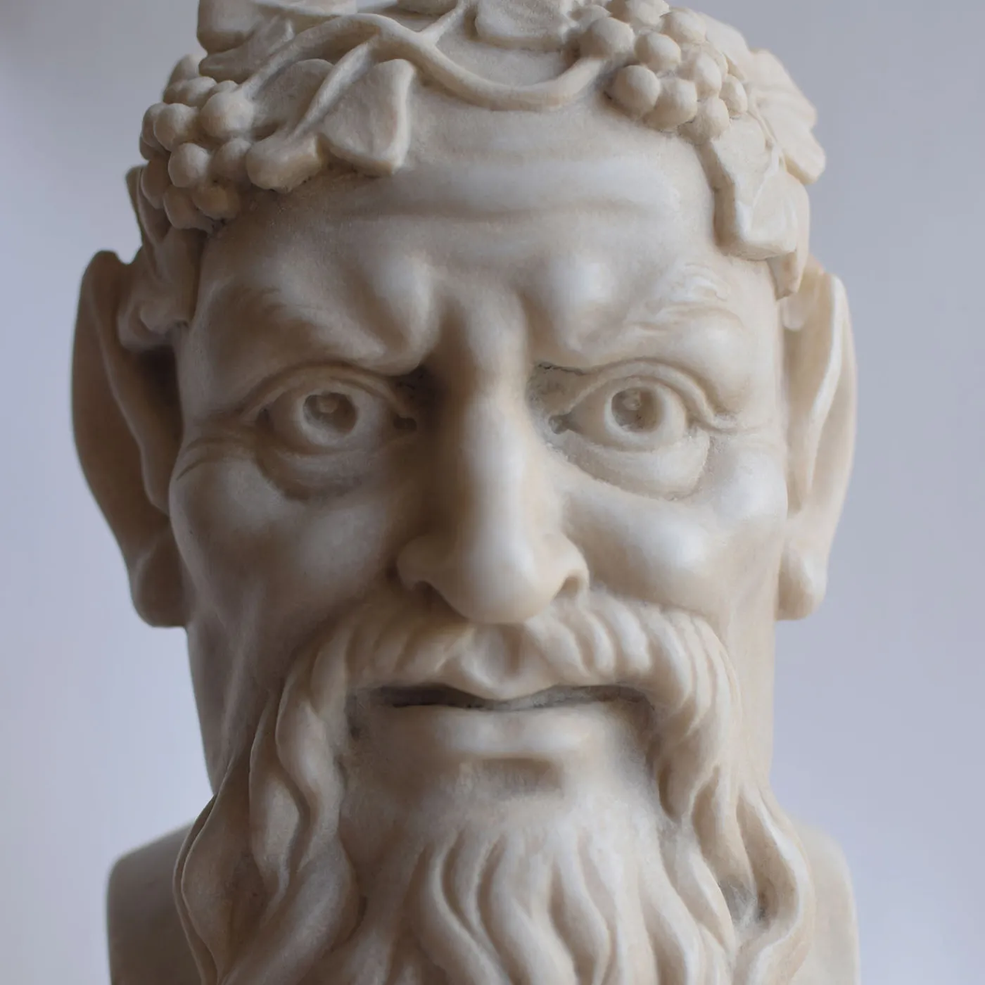 Todini Sculture Satiro con uva scultura in marmo di Carrara> Statuine