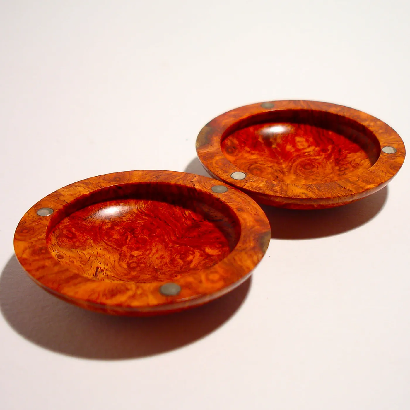 Mauro Sarti Scatola Magnetik in radica di Amboyna> Scatole