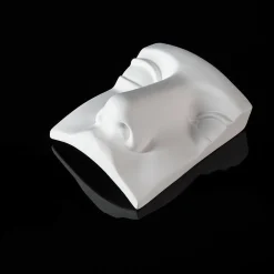 VGnewtrend Scultura bianca di Naso Giunone><noscript><img width=