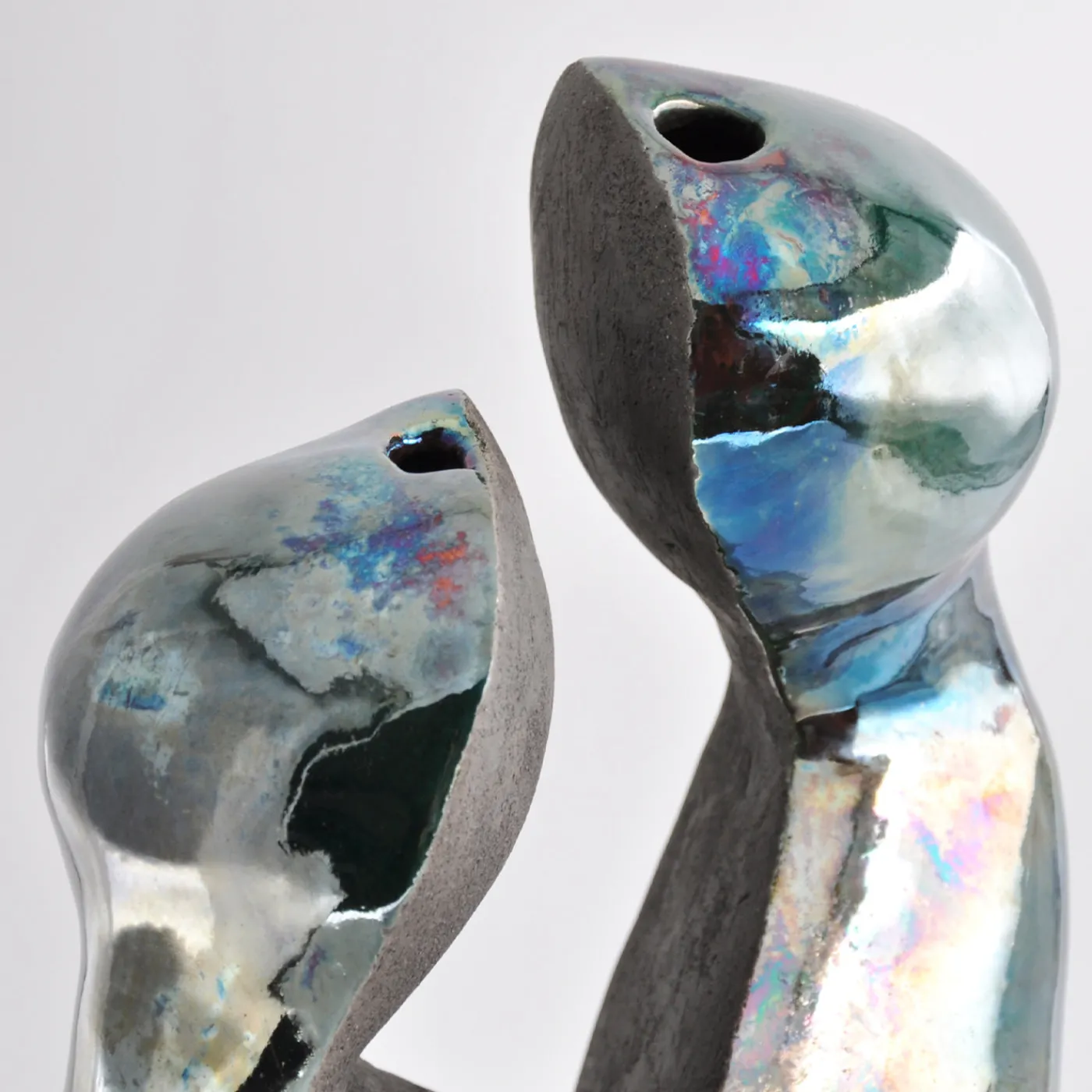 Design Center 1991 Scultura decorativa Intesa in ceramica di Nino Basso> Sculture Decorative