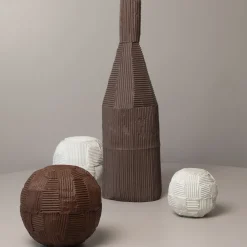 Paola Paronetto Scultura Decorativa Sfero Cartoccio Bianca><noscript><img width=