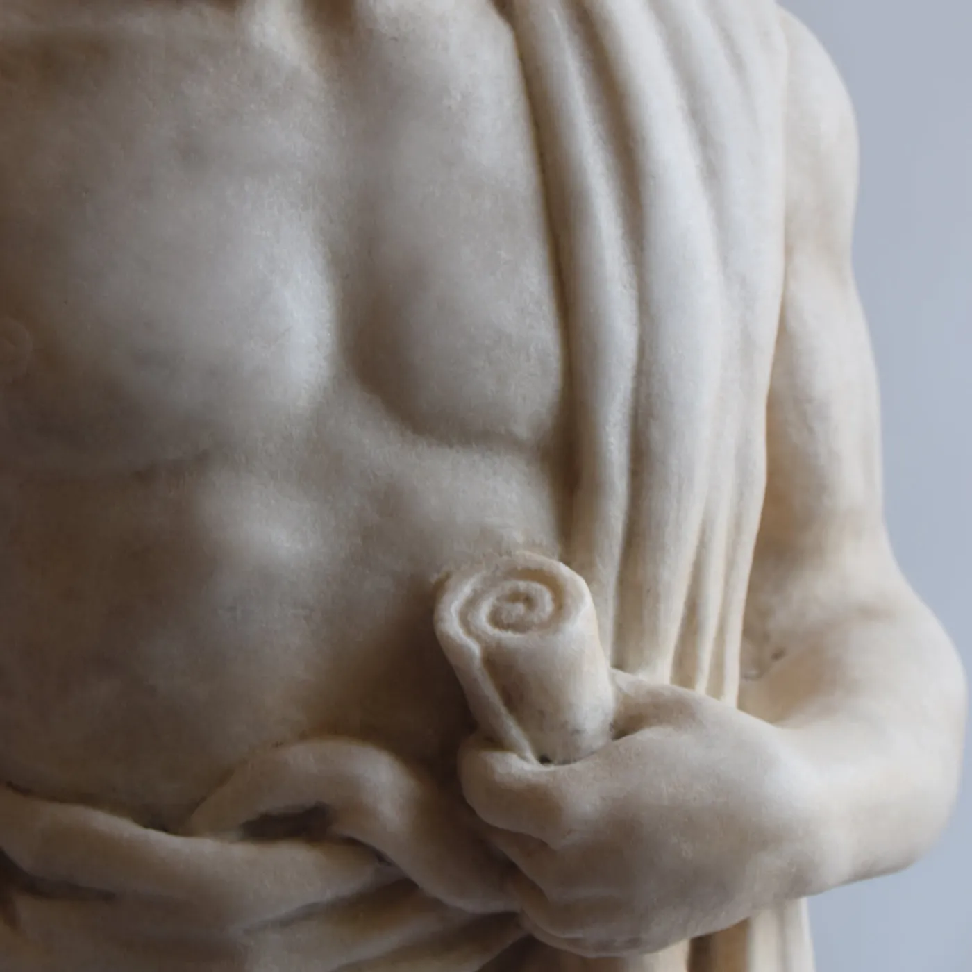 Todini Sculture Scultura di torso con drappeggio> Sculture Decorative