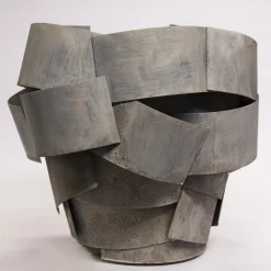 Antonino Sciortino Scultura in ferro Fuga><noscript><img width=