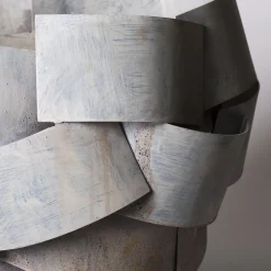 Antonino Sciortino Scultura in ferro Fuga><noscript><img width=