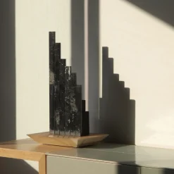 Ennio Nonni Scultura in marmo Grattacielo Nero><noscript><img width=