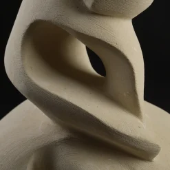 Creazioni di Andrea Serra Scultura Rush of Passion in pietra Leccese><noscript><img width=