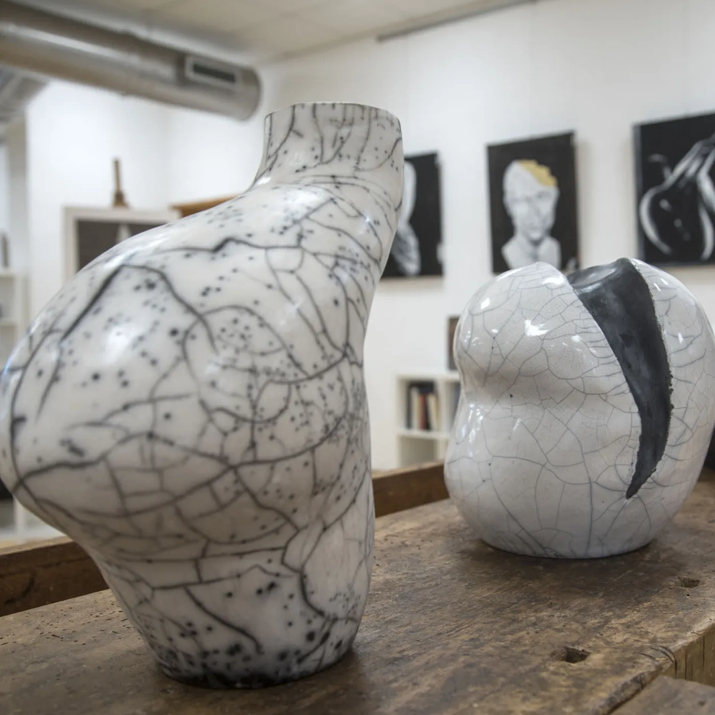 Design Center 1991 Scultura/vaso Sguardo Alla Luna Ceramica di Nino Basso> Vasi Decorativi