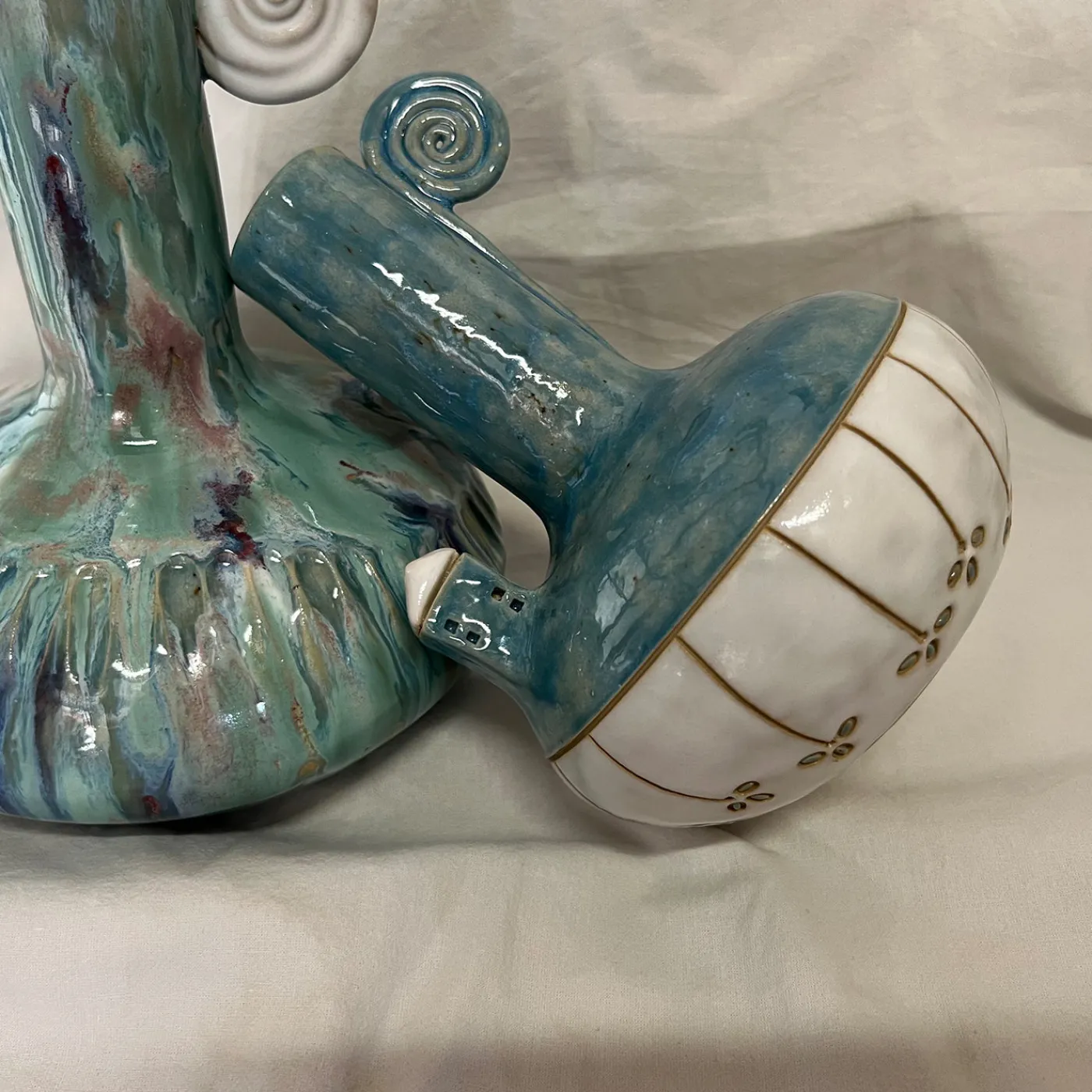 Metakeramos Set di 2 Anfore Spirali nel Tempo in Ceramica Azzurra della Collezione Micromondo> Anfore