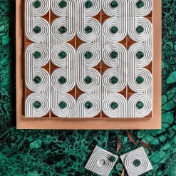 Lithea Sikelia Bas-Relief di Elena Salmistraro><noscript><img width=