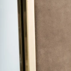 Selezioni Domus Specchio in Pelle e Ottone Aurora><noscript><img width=